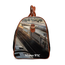 将图片加载到图库查看器,Nicana NYC Waterproof Travel Bag