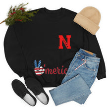 将图片加载到图库查看器,Nicana USA Unisex Heavy Blend™ Crewneck Sweatshirt