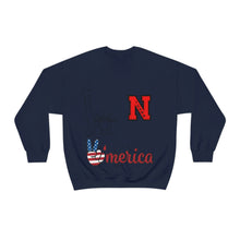 将图片加载到图库查看器,Nicana USA Unisex Heavy Blend™ Crewneck Sweatshirt