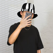 Cargar imagen en el visor de la galería, Zoo Nicana Reversible bucket hat