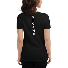 Cargar imagen en el visor de la galería, Nicana Letterman Women's short sleeve t-shirt