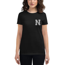Cargar imagen en el visor de la galería, Nicana Letterman Women's short sleeve t-shirt