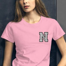 Cargar imagen en el visor de la galería, Nicana Letterman Women's short sleeve t-shirt