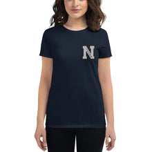 Cargar imagen en el visor de la galería, Nicana Letterman Women's short sleeve t-shirt