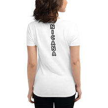 Cargar imagen en el visor de la galería, Nicana Letterman Women's short sleeve t-shirt