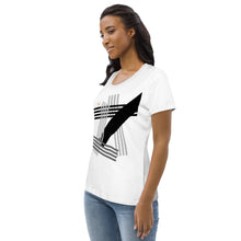 Cargar imagen en el visor de la galería, Women's fitted eco tee