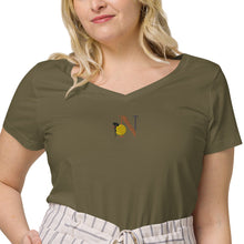 将图片加载到图库查看器,Nicana Signature Women’s fitted v-neck t-shirt