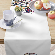 Cargar imagen en el visor de la galería, Nicana Garden Table Runner
