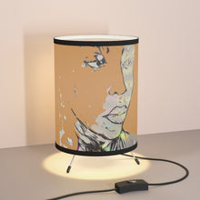 将图片加载到图库查看器，Nicana Queen Tripod Lamp with High-Res Printed Shade, US\CA plug

