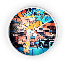 将图片加载到图库查看器，Nicana B-Girl Wall Clock
