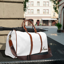 Carica l&#39;immagine nel visualizzatore di Gallery, Dominican Signature Waterproof Travel Bag
