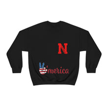 将图片加载到图库查看器，Nicana USA Unisex Heavy Blend™ Crewneck Sweatshirt
