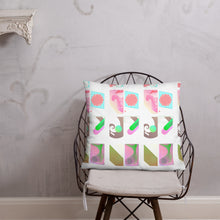 将图片加载到图库查看器，Nicana Pink Splash Basic Pillow
