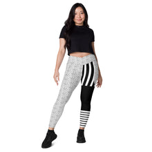Charger l&#39;image dans la galerie, Nicana Splits Crossover leggings with pockets

