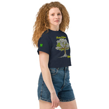 将图片加载到图库查看器，Nicana X Champion Rooted in  Greatness crop top
