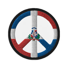 Charger l&#39;image dans la galerie, Nicana Dominicana Peace Embroidered patches
