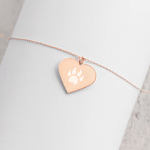 将图片加载到图库查看器，Paw Print Engraved Heart Necklace
