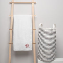 Load image into Gallery viewer, Nicana La Flor turkish cotton towel
